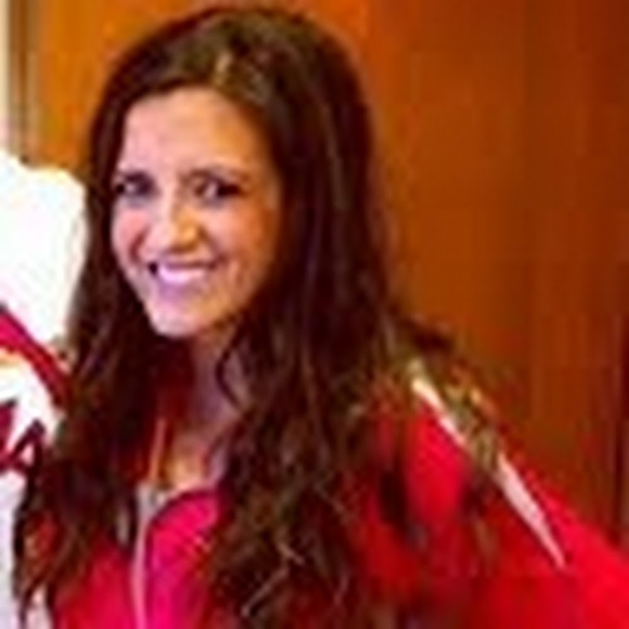 Meet your Posher, Tara - Picture 1 of 1